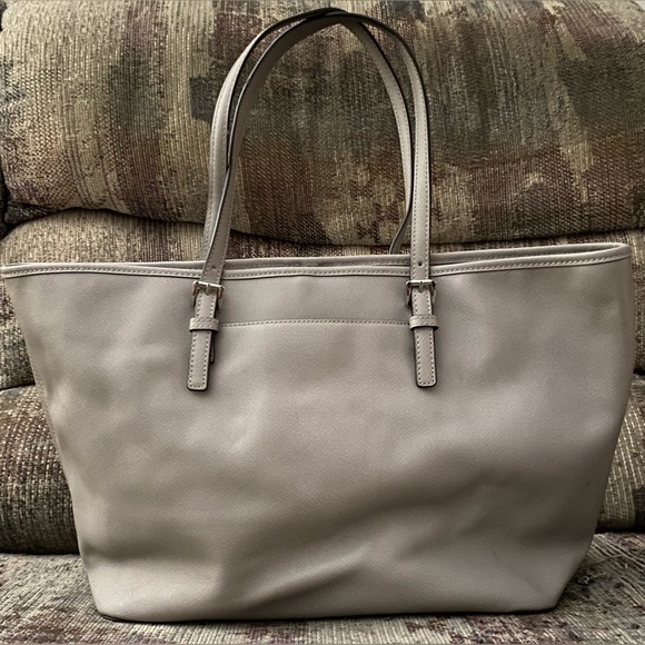 Michael Kors gray tote. - Picture 2 of 16